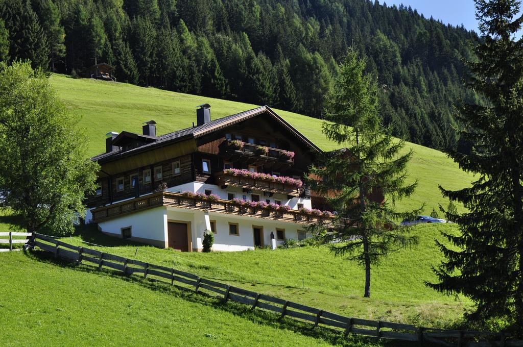 Gaestepension Klammer Картич Екстериор снимка