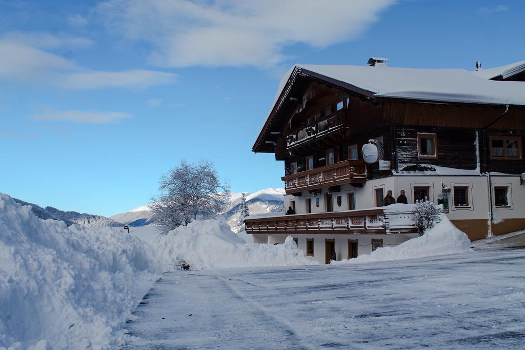 Gaestepension Klammer Картич Екстериор снимка