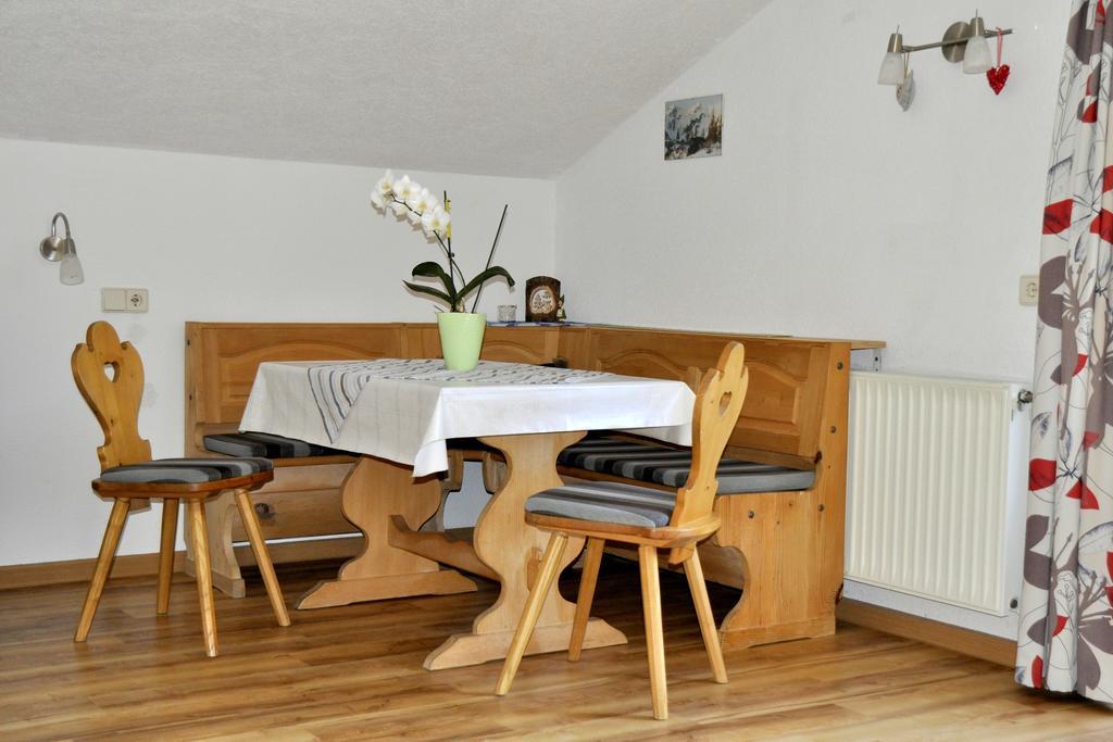 Gaestepension Klammer Картич Екстериор снимка