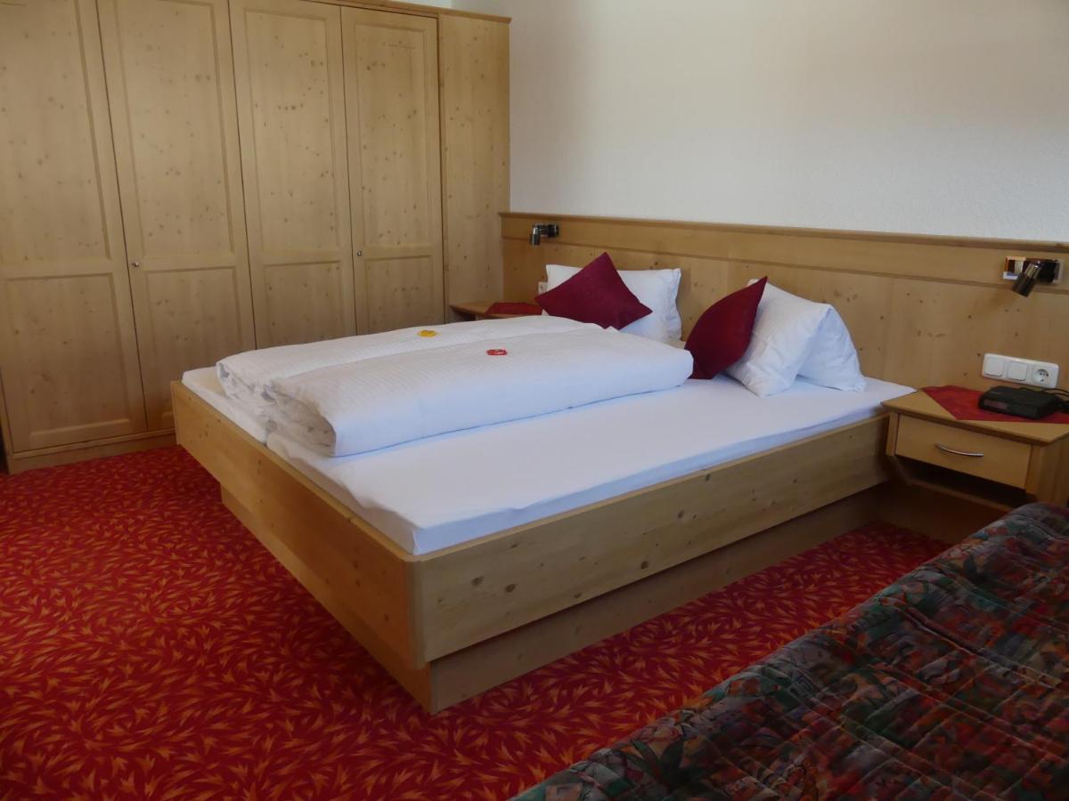 Gaestepension Klammer Картич Екстериор снимка
