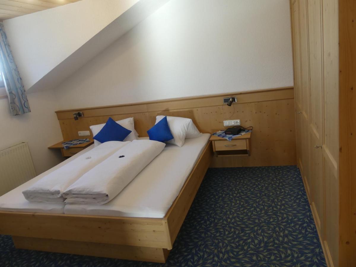 Gaestepension Klammer Картич Екстериор снимка